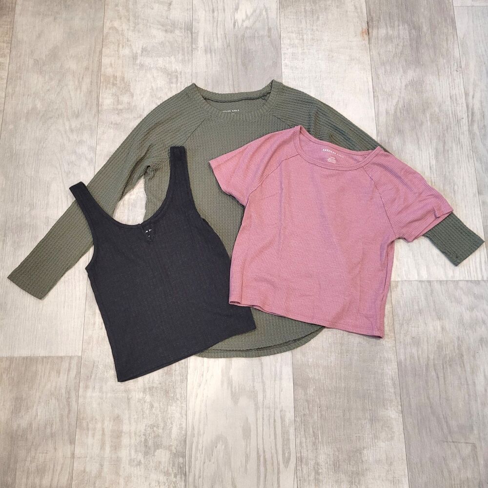 American Eagle Lot of 3 Women's Tops Size Small Soft & Sexy Crop Tank School
